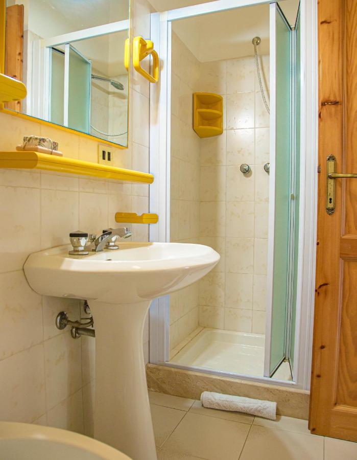 カーラゴノネ Casa Cassiopea, Close To The Beach Iun R0965ヴィラ エクステリア 写真